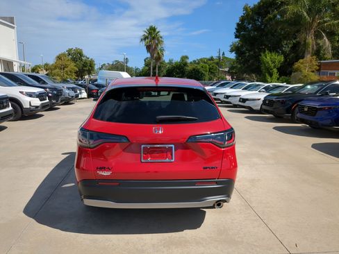 New 2026 Honda HR-V Sport image 7