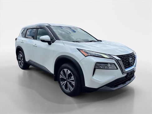 Used 2023 Nissan Rogue SV FWD image 7