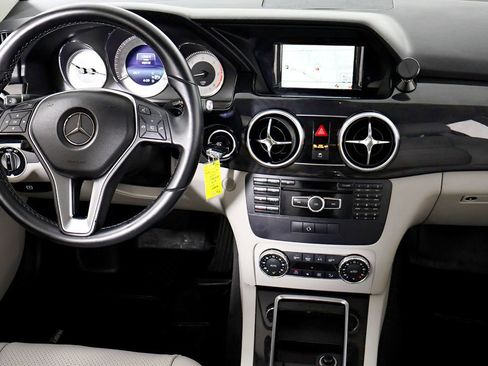 Used 2014 Mercedes-Benz GLK 250 BlueTEC 4MATIC image 23