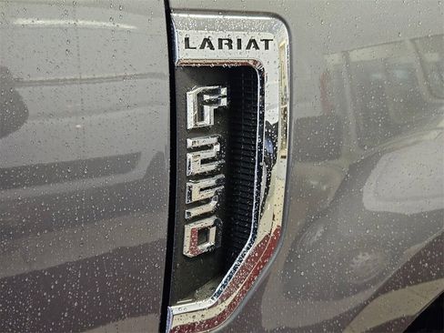 Used 2022 Ford F250 Lariat w/ Lariat Value Package image 33