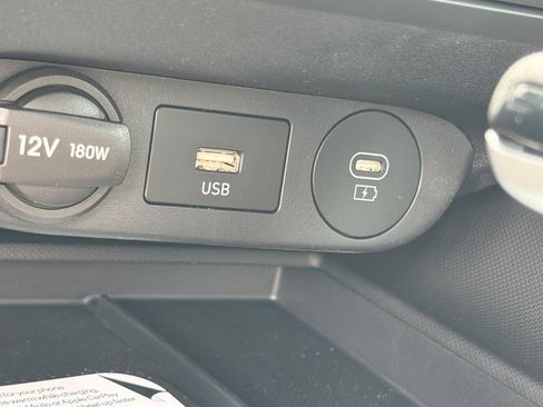 New 2026 Hyundai Elantra Sport FWD image 32