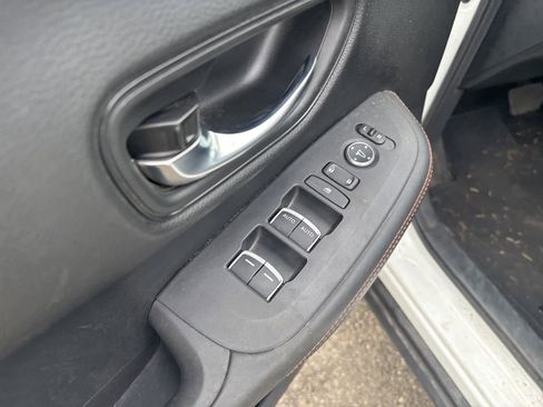 Used 2023 Honda HR-V Sport image 9