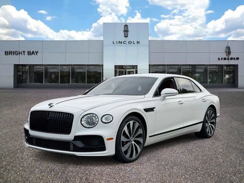 Used 2024 Bentley Flying Spur V8 AWD/4WD image 2