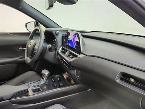 Used 2024 Lexus UX 250h FWD image 20