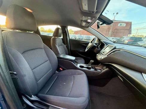 Used 2017 Chevrolet Malibu LS image 13