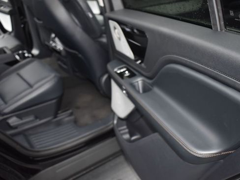 New 2026 Lincoln Aviator Reserve AWD/4WD image 15