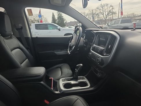 Used 2022 Chevrolet Colorado LT w/ Luxury Package image 4
