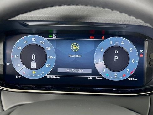 Used 2026 Land Rover Range Rover Evoque S image 13