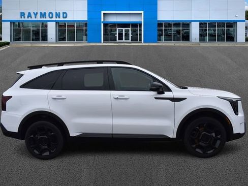 Used 2025 Kia Sorento X-Line EX image 2