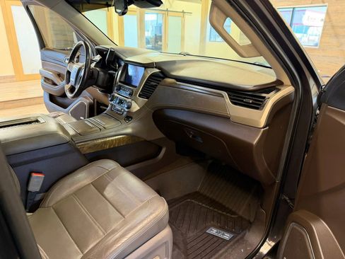 Used 2018 GMC Yukon XL Denali w/ Open Road Package image 21
