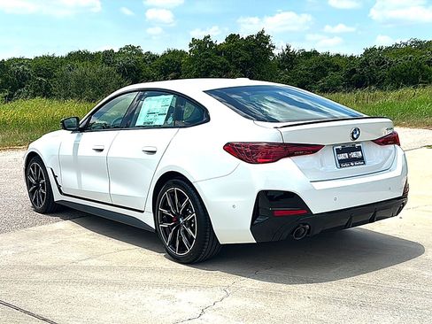 New 2026 BMW 430i w/ M Sport Package RWD image 6
