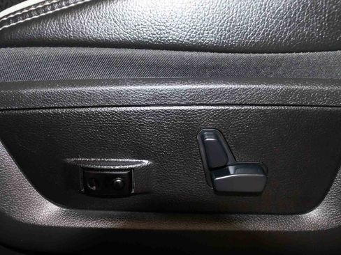 Used 2020 RAM 2500 Laramie image 19