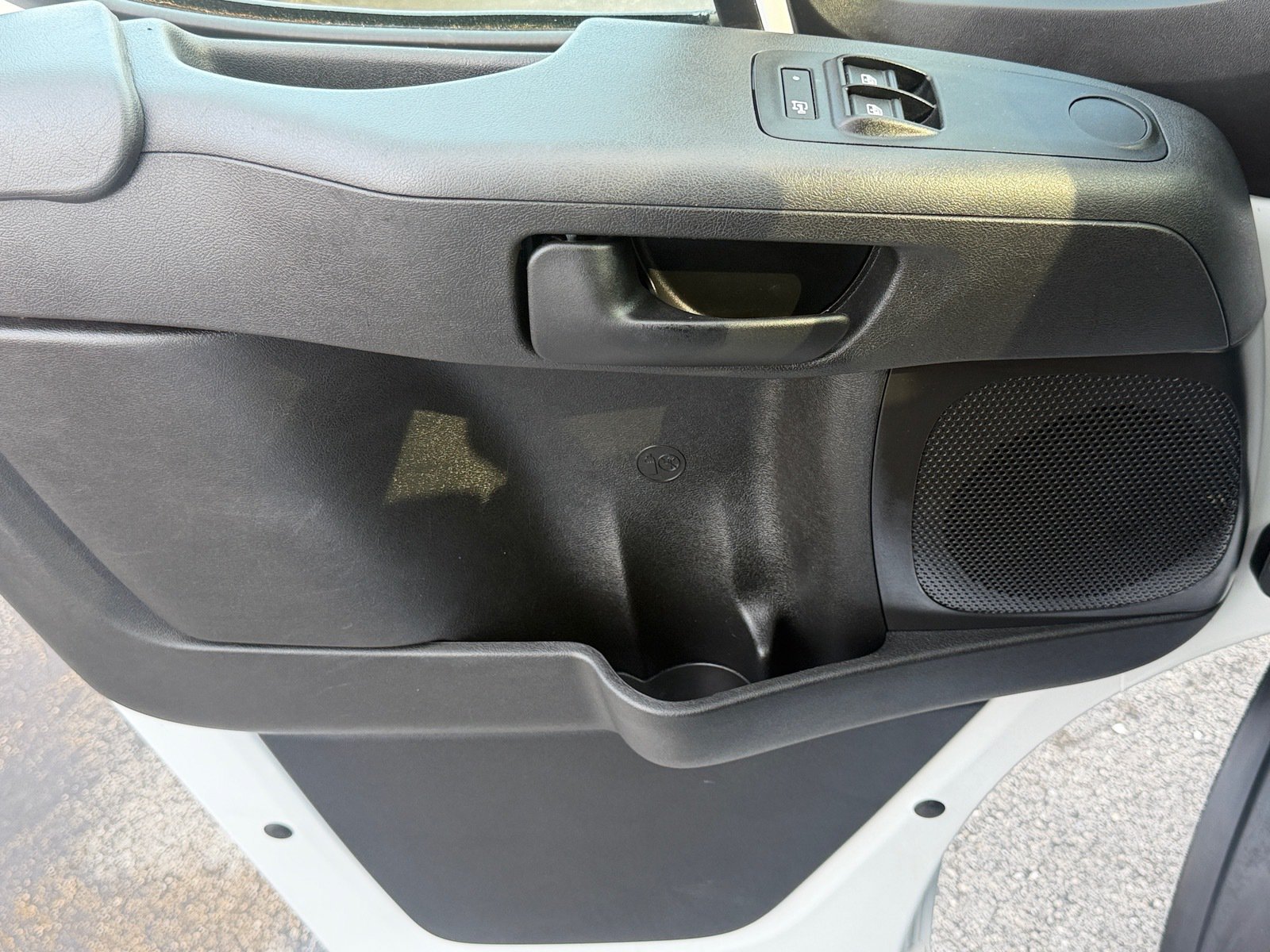 Used 2025 RAM ProMaster 2500 w/ U-Haul Equipment Group FWD image 34