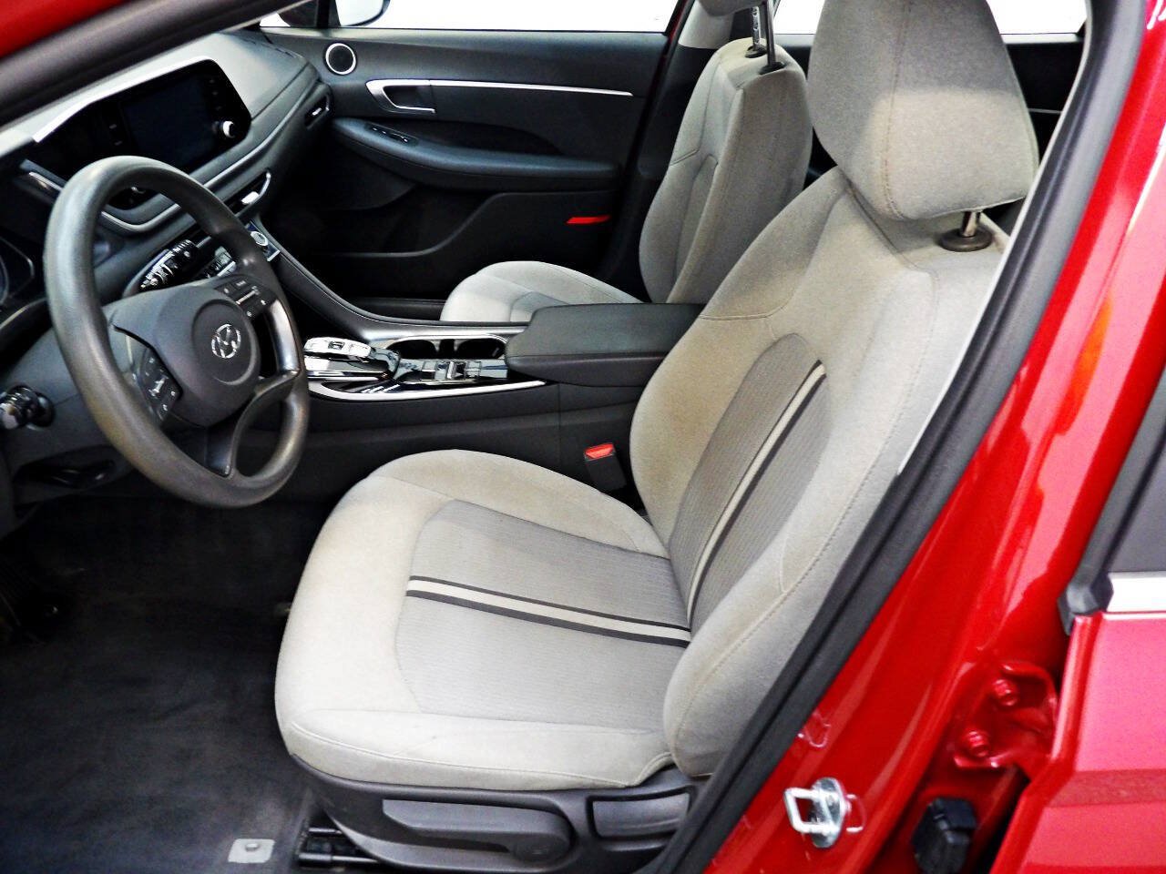 Used 2020 Hyundai Sonata SE FWD image 8