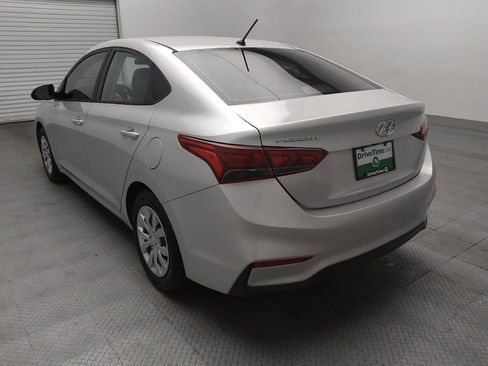 Used 2020 Hyundai Accent SE FWD image 5