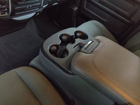 Used 2017 RAM 1500 Express image 26