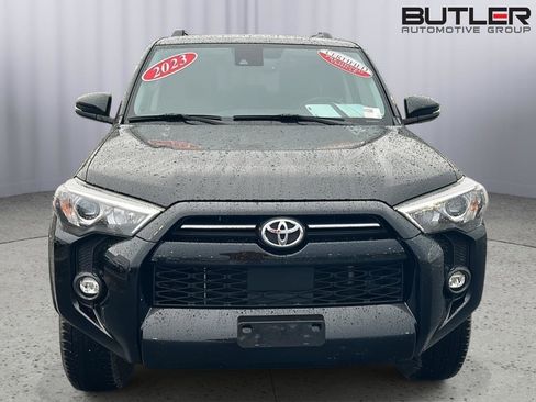 Certified 2023 Toyota 4Runner SR5 Premium AWD/4WD image 9