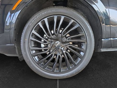 Used 2022 Lincoln Corsair Reserve w/ Luxury Package AWD/4WD image 14