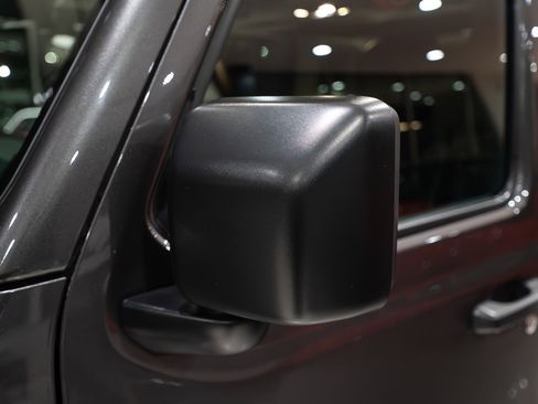 Used 2019 Jeep Wrangler Unlimited Rubicon image 41