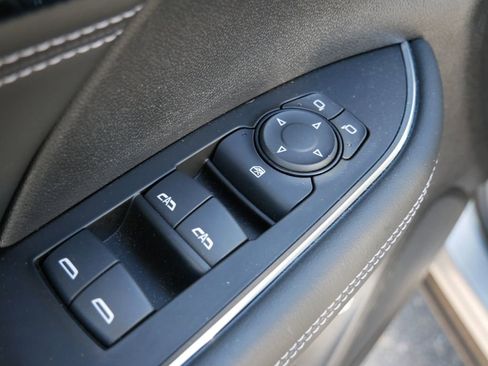 Used 2023 Buick Envision Preferred AWD/4WD image 21