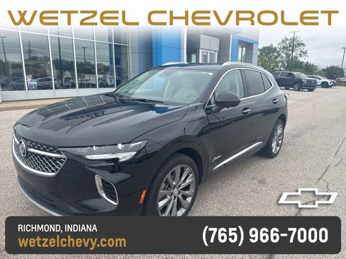 Used 2022 Buick Envision Avenir w/ Technology Package II FWD image 1