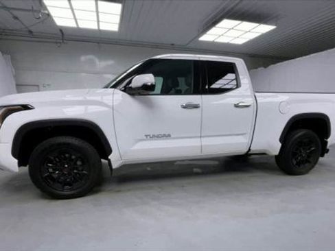 Certified 2022 Toyota Tundra Limited w/ TRD Off-Road Package AWD/4WD image 17