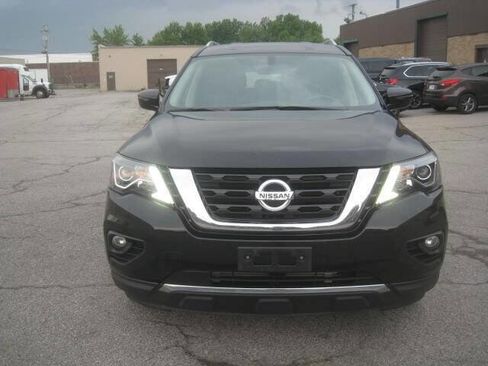 Used 2017 Nissan Pathfinder SV w/ SV Cold Weather Package image 2