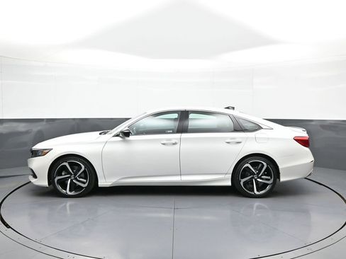 Used 2022 Honda Accord Sport image 9