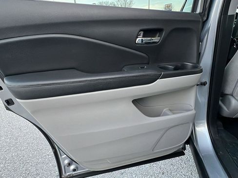 Used 2016 Honda Pilot LX image 18