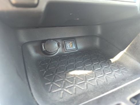 Used 2024 Toyota RAV4 LE image 21