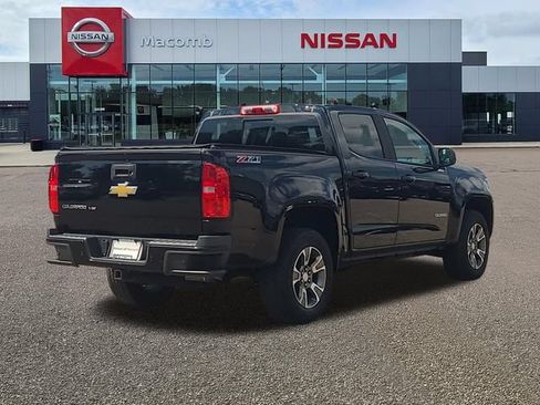 Used 2020 Chevrolet Colorado Z71 AWD/4WD image 7