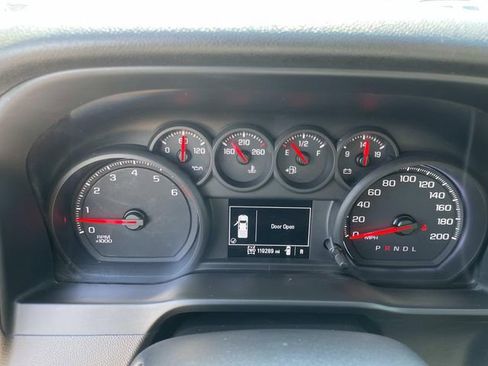 Used 2019 Chevrolet Silverado 1500 Custom Trail Boss w/ Custom Convenience Package AWD/4WD image 29