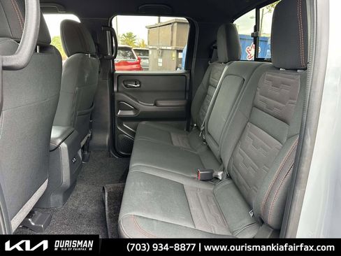 Used 2023 Nissan Frontier PRO-4X w/ Technology Package image 23