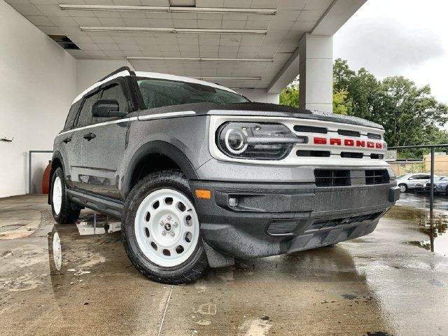 Used 2024 Ford Bronco Sport Heritage w/ Heritage Convenience Package AWD/4WD image 2