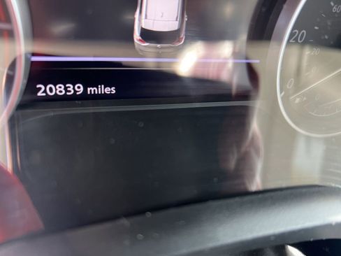 Used 2023 Nissan Rogue SL FWD image 4