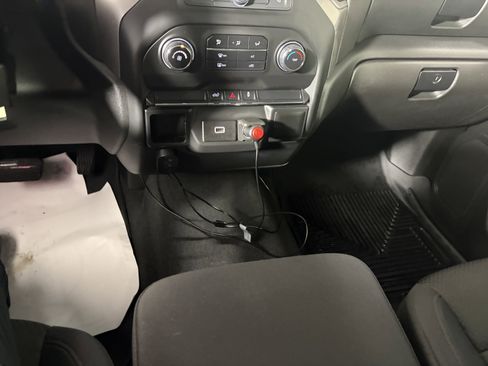 Used 2019 Chevrolet Silverado 1500 Custom w/ Custom Value Package image 21