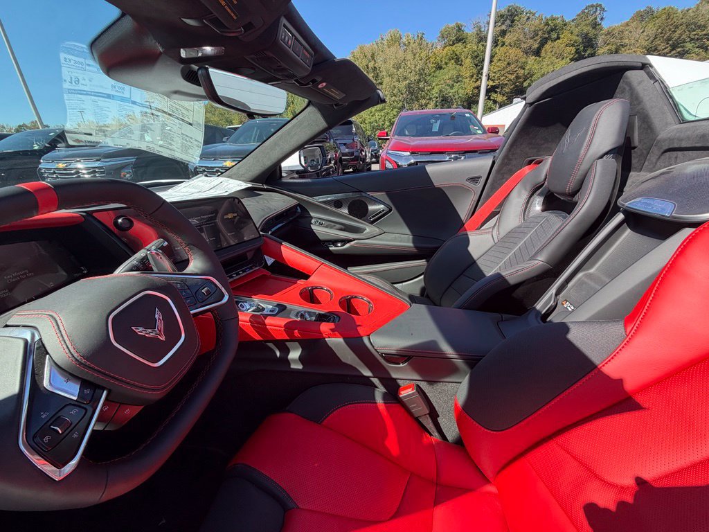 New 2026 Chevrolet Corvette Stingray Premium Conv w/ Z51 Performance Package RWD image 15