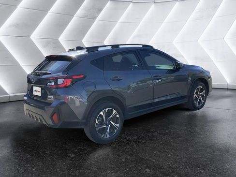 Used 2024 Subaru Crosstrek 2.0i Premium w/ Popular Package #3 AWD/4WD image 4