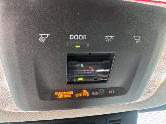 Used 2023 Toyota Prius XLE FWD image 35