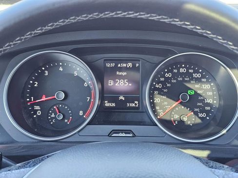 Used 2021 Volkswagen Tiguan SE R-Line image 25