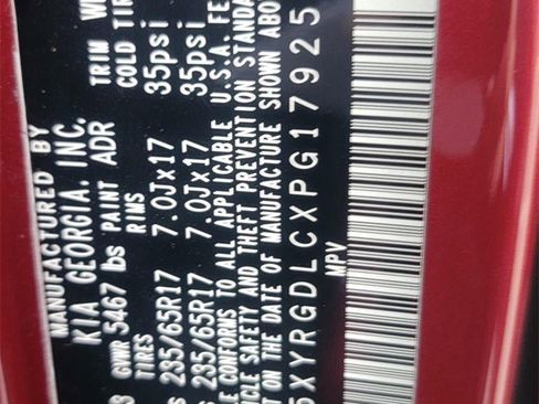 Used 2023 Kia Sorento LX image 31