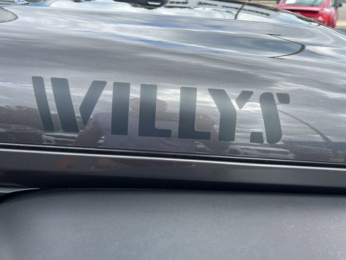 Used 2021 Jeep Wrangler Willys image 25