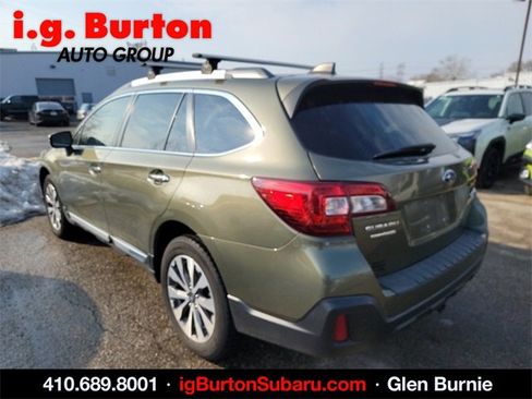 Used 2018 Subaru Outback 3.6R Touring image 4