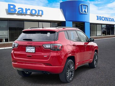 Used 2022 Jeep Compass Limited w/ (RED) Package AWD/4WD image 5