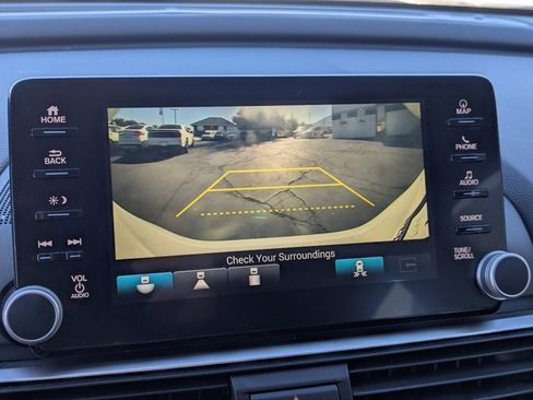 Used 2019 Honda Accord Touring image 15