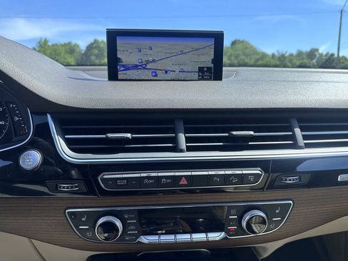 Used 2017 Audi Q7 3.0T Prestige AWD/4WD image 13