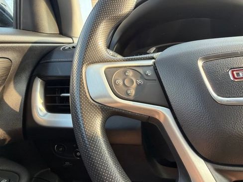 Used 2022 GMC Terrain SLE w/ Driver Convenience Package FWD image 35