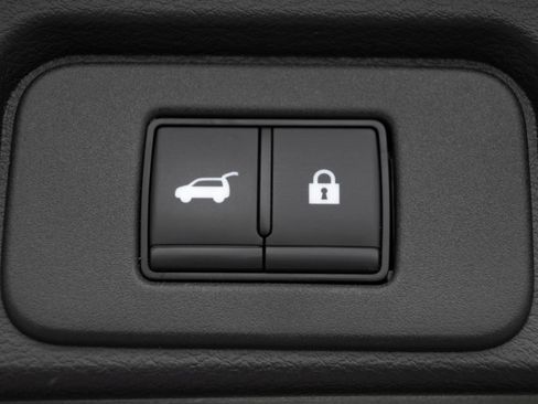 Used 2023 Nissan Rogue Platinum w/ Platinum Premium Package image 23