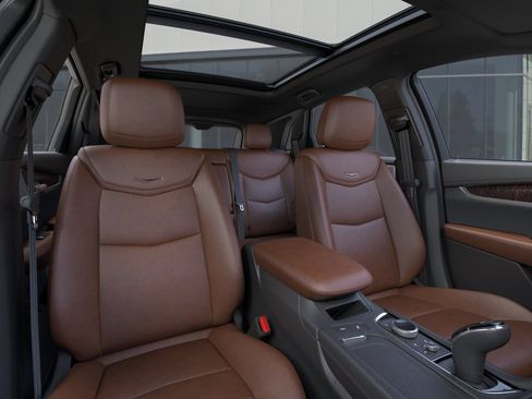 New 2026 Cadillac XT5 Sportv w/ LPO, Onyx Lite Package AWD/4WD image 17