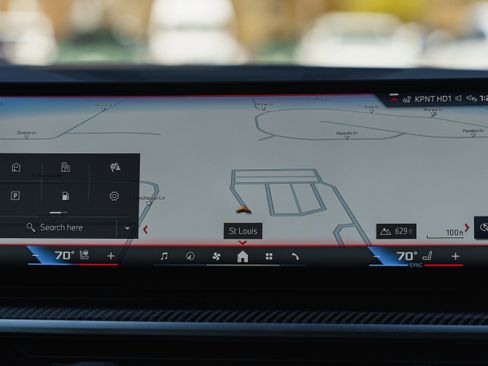 Used 2026 BMW X5 M60i image 14